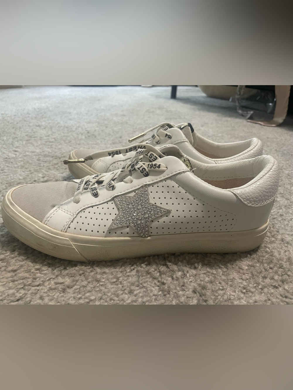 Vintage Havana star White & Light Gray women’s Sneakers - Casual Lace-Up Shoes